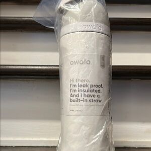 Owala White Insulated Water Bottle